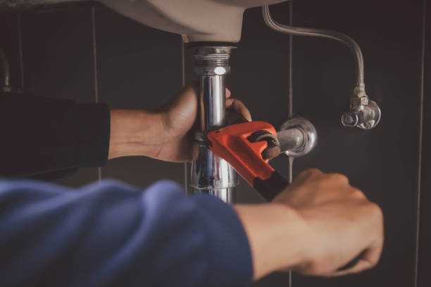 Best Clogged Drain Plumber  in Louisville, OH